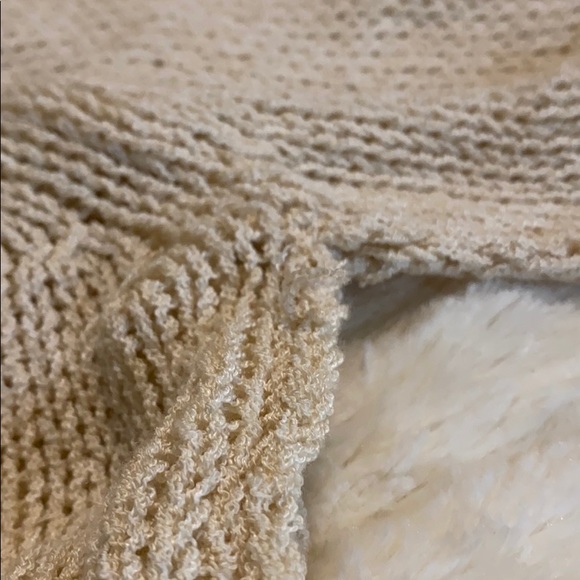 Olivaceous Ivory open back sweater Large - Picture 6 of 6